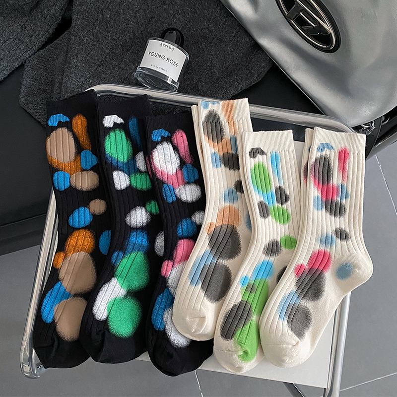 Tie-dye prickiga strumpor