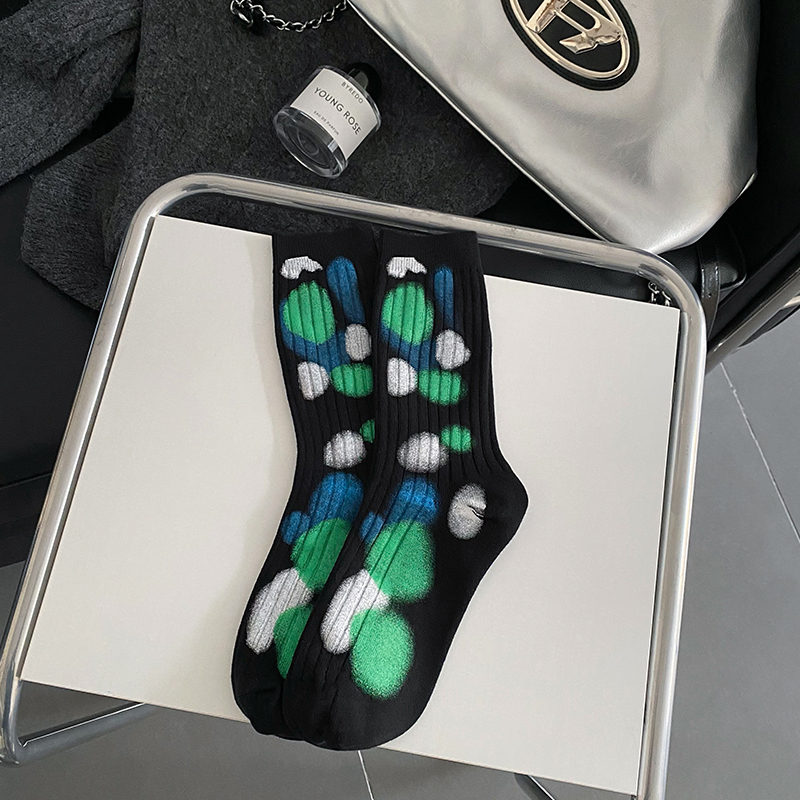Tie-dye prickiga strumpor