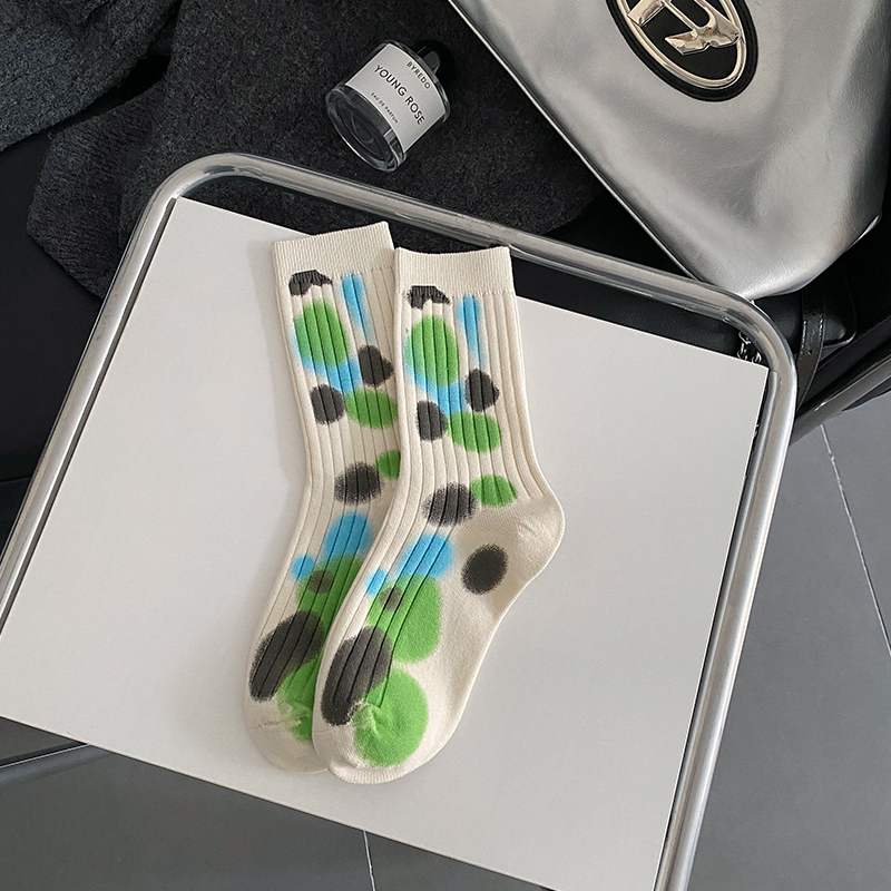Tie-dye prickiga strumpor